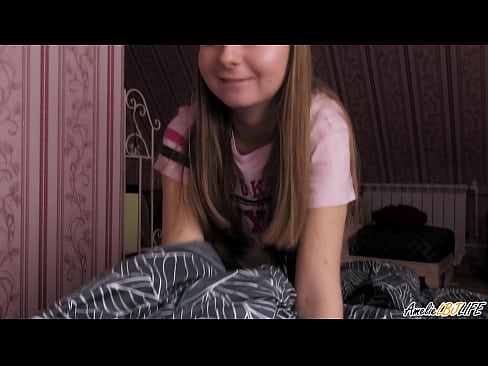 ❤️ Blondina îi suge adânc prietenei ei și primește spermă în gură ❤️❌ at ro.pornogroupp.ru ❌